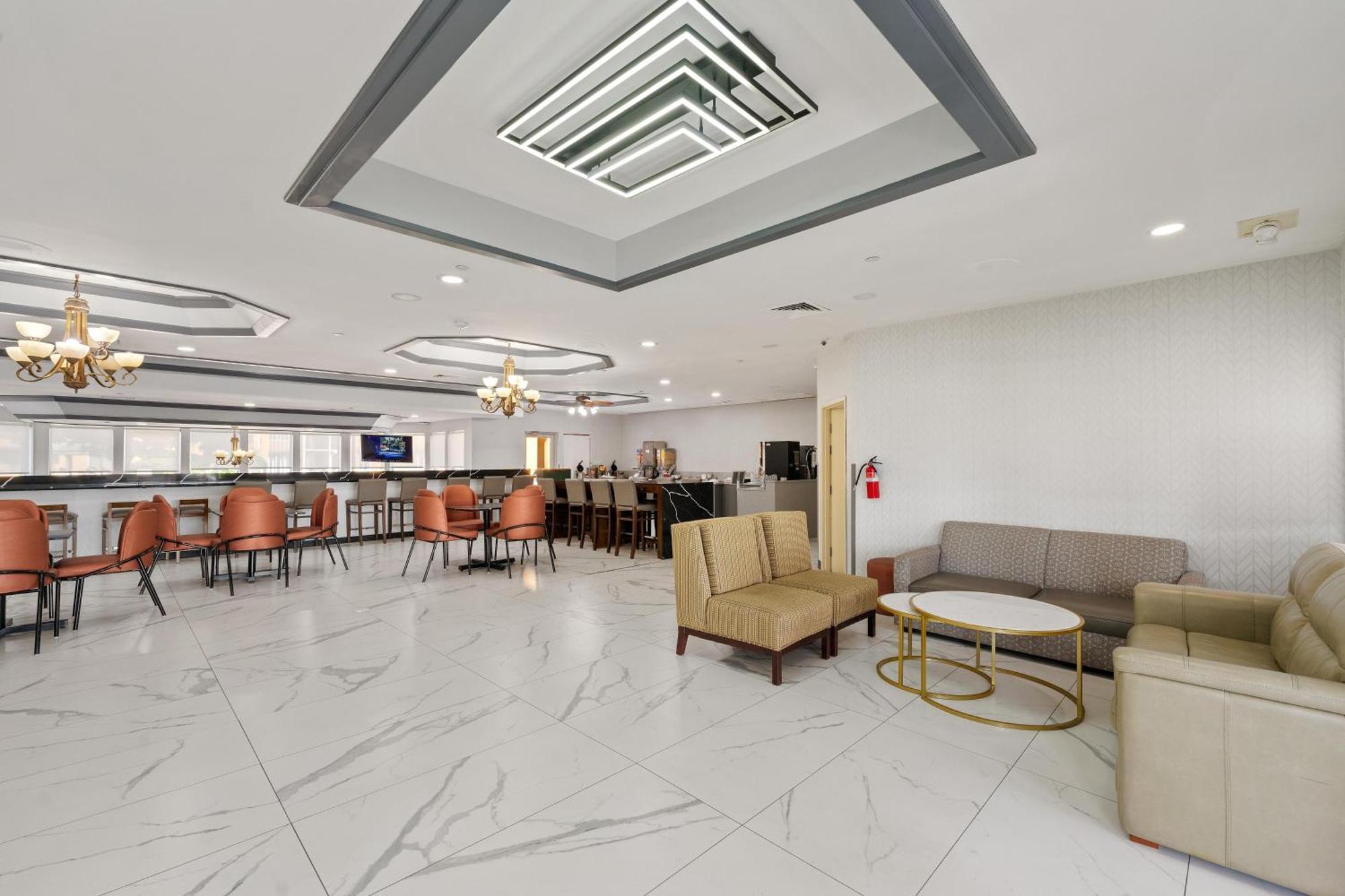 Hotel Chicago Club & 3*