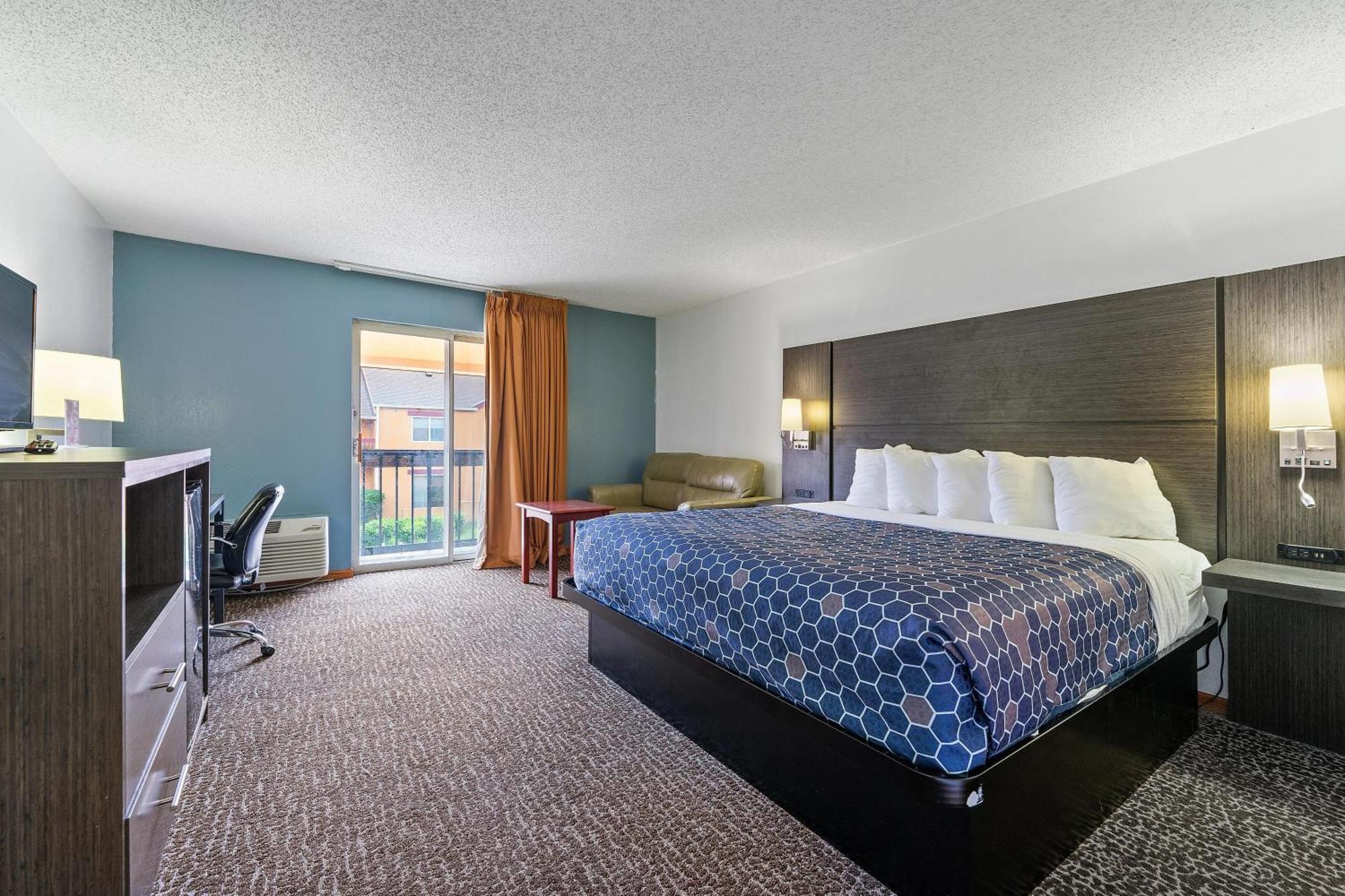 Hotel Chicago Club & Oakbrook Terrace